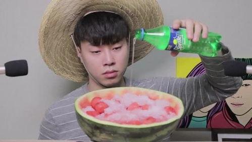 韩国吃瓜吃冰块,吃瓜配冰块，清凉一夏新风尚