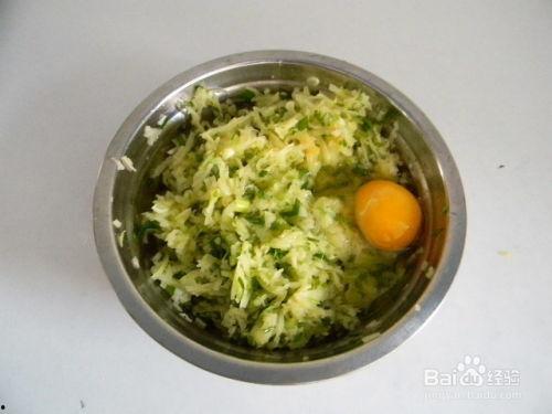 南方吃角瓜丸子,角瓜丸子，传统美食的鲜美演绎