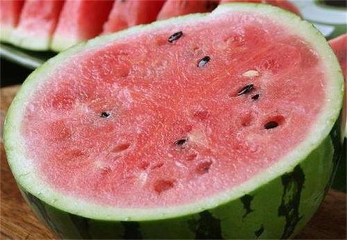 麒麟剧社吃瓜,揭秘吃瓜背后的精彩故事