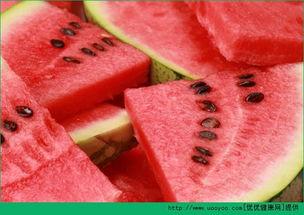 吃瓜反酸呕吐,揭秘夏季饮食健康陷阱