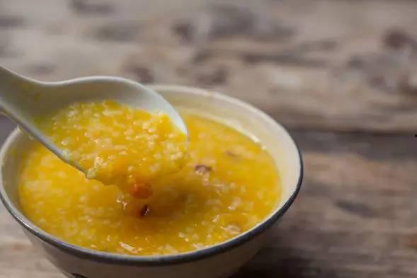 吃小米瓜粥,暖胃养生，传统美食新体验