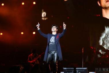 汪峰巡演必有瓜吃