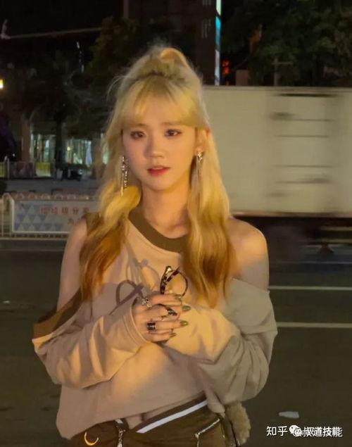 井田里予吃瓜视频,揭秘网红美食背后的故事