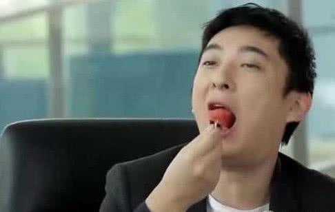 王思聪准备吃瓜