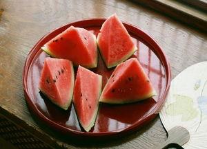 吃瓜方式用勺子,轻松掌握美食新姿势