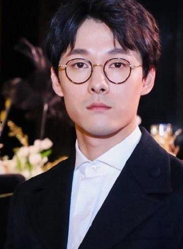 网络明星吃瓜图片,揭秘娱乐圈幕后真相