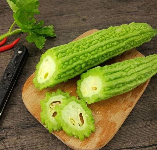 头伏天蒸瓜吃,蒸瓜养生，传统食俗与健康生活