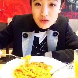 认真吃瓜陈同学,揭秘“认真吃瓜”陈同学的瓜田传奇