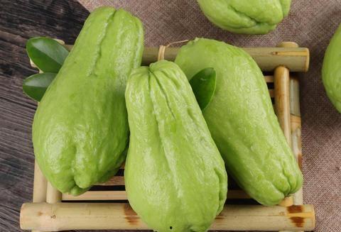 吃佛手瓜恶心,却引发恶心反应，揭秘背后的原因